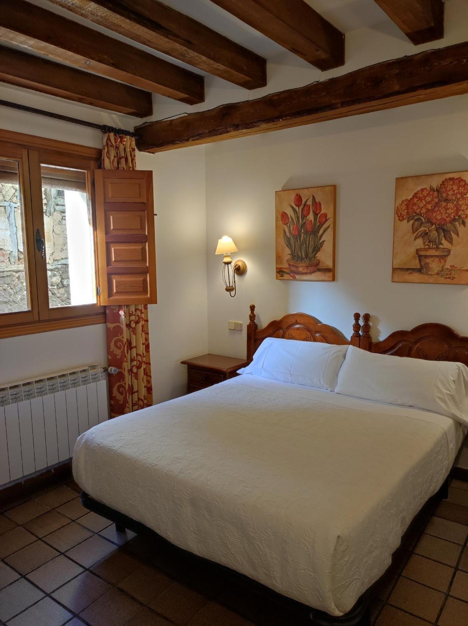 Hostal Posada La Panadera Sepúlveda Exterior foto