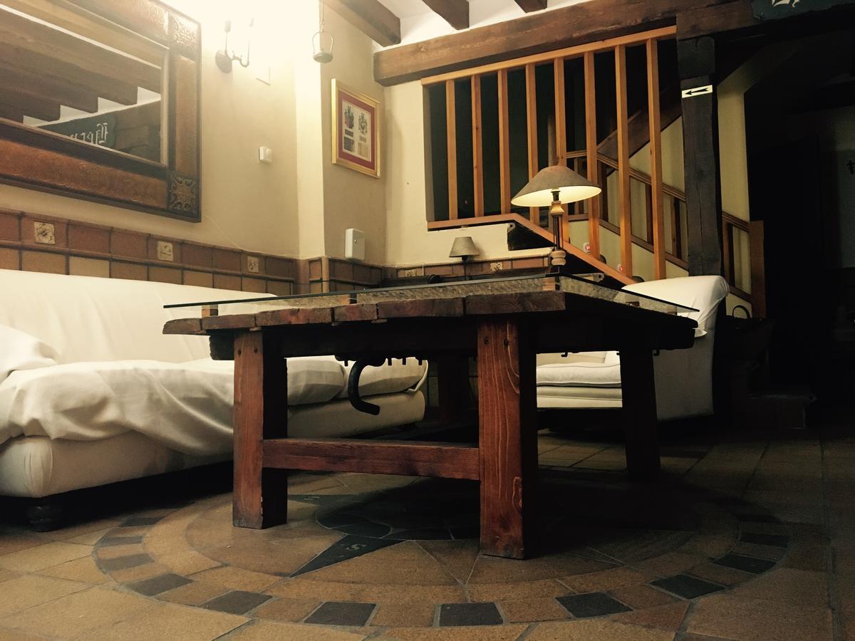 Hostal Posada La Panadera Sepúlveda Exterior foto